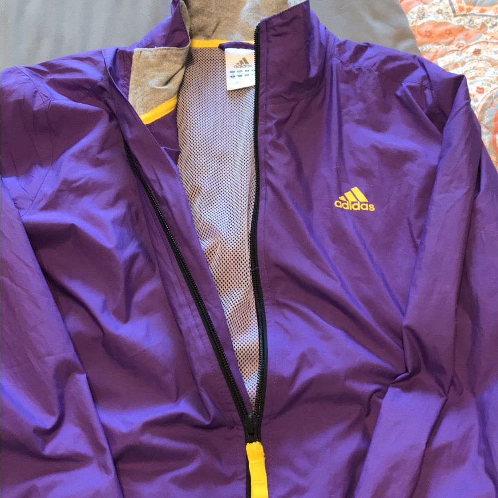 Wind breaker